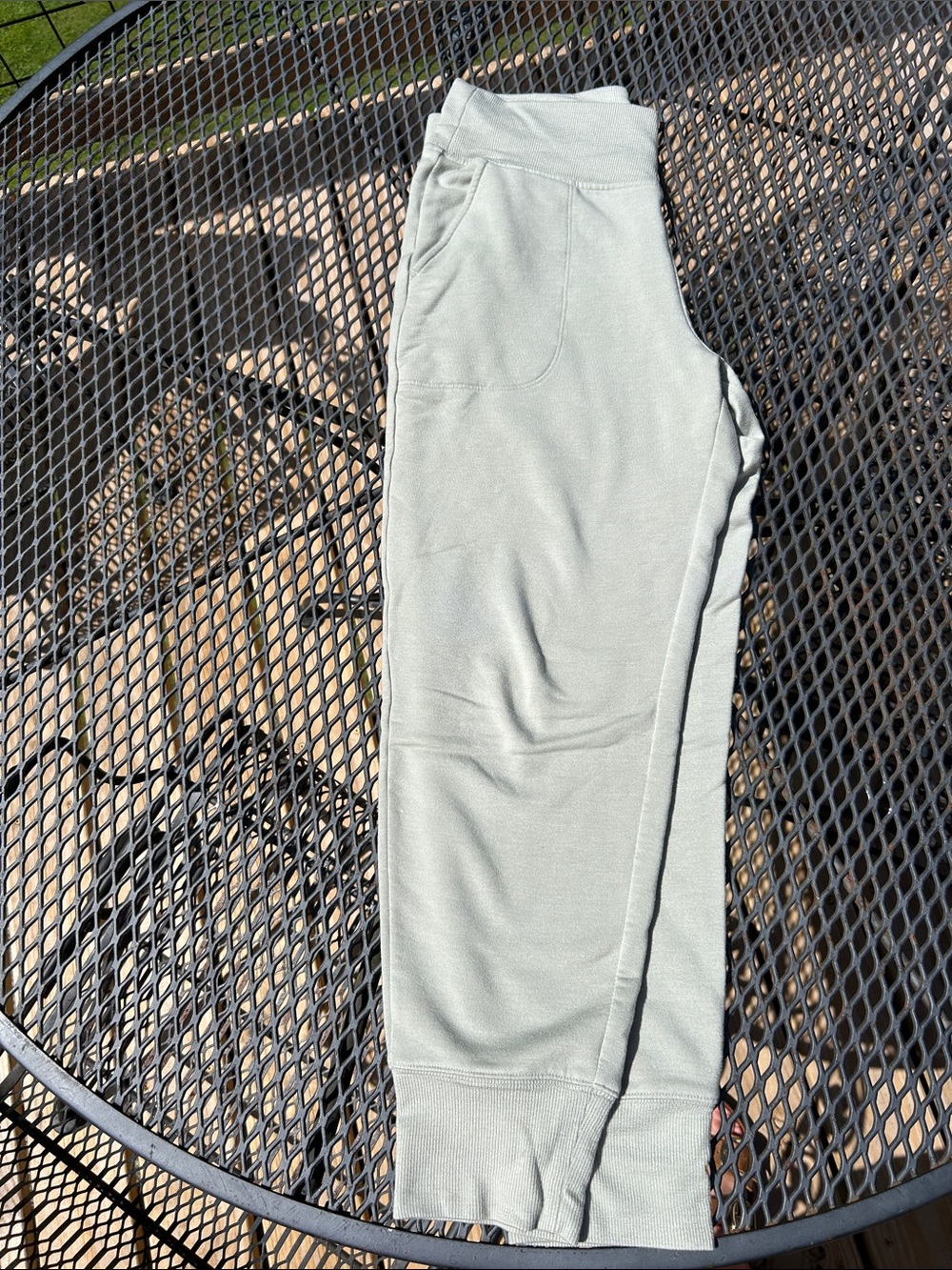 Athleta Sage Green Pull-On Joggers